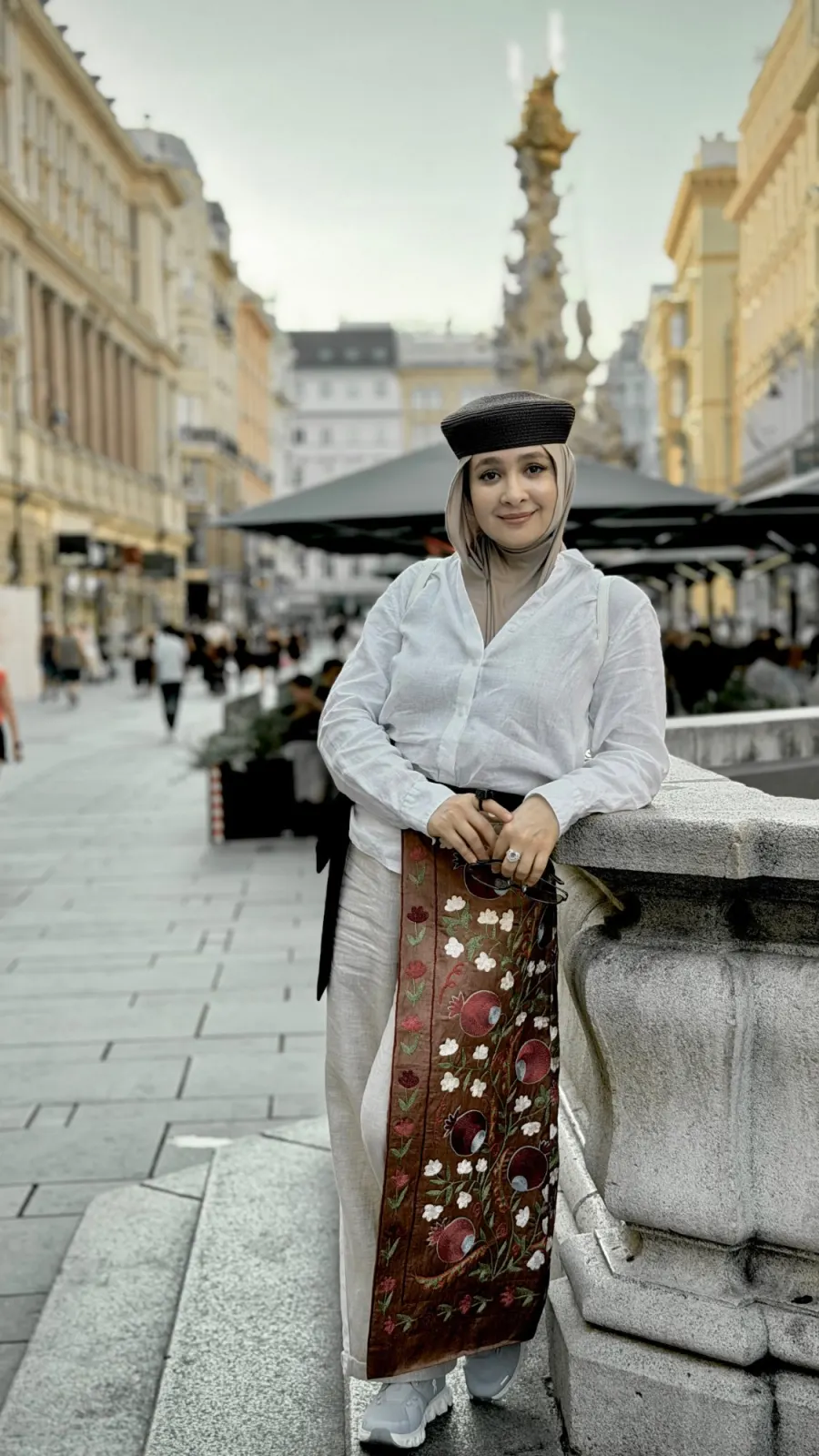 Lola Zunnunova safarda